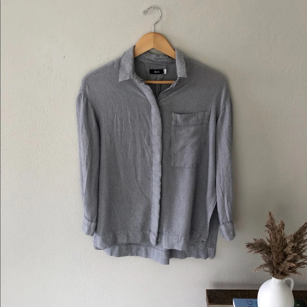 BDG buttonup